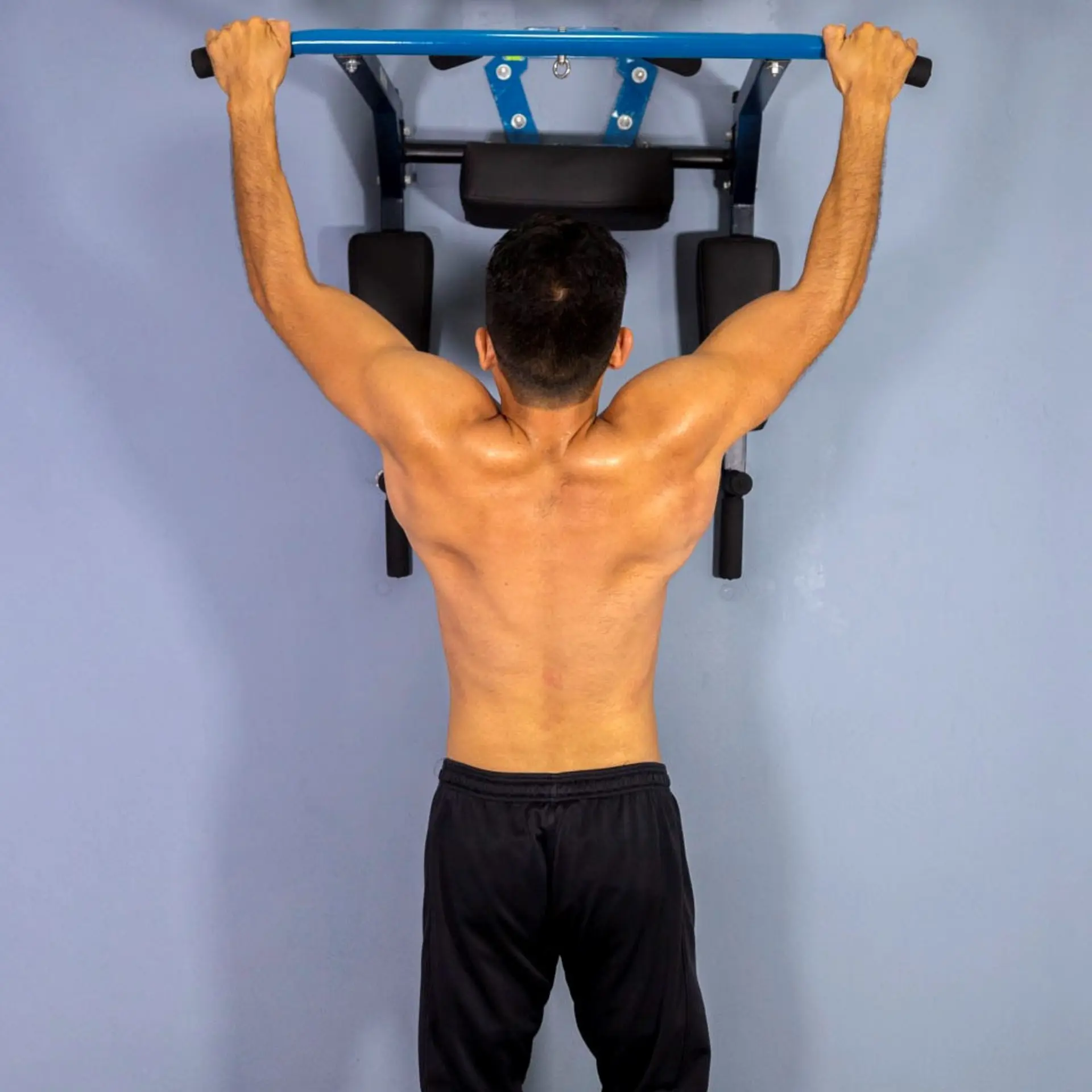 Dominada abierta en barra